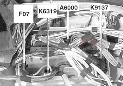 bmw 3 series (e90, e91, e92, e93) 2005 to 2007 non turbo engine fuses 2