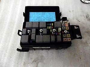 Chevrolet Epica V250 2006 2013 Engine compartment Fuse box