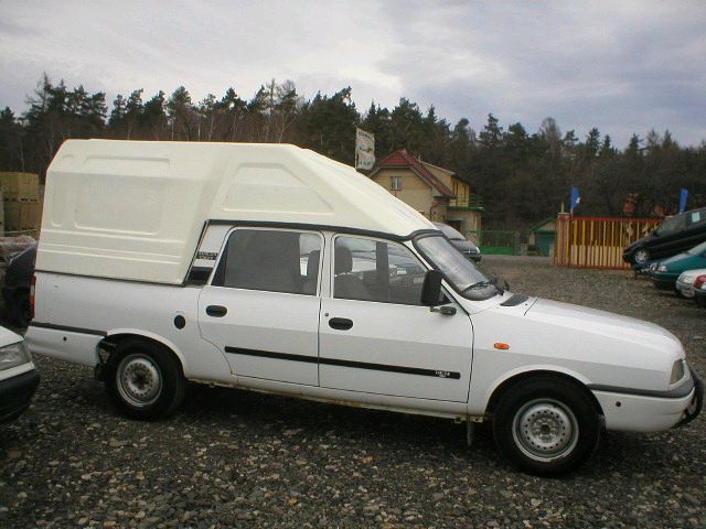 Dacia 1307 fuse box and relay Diagrams