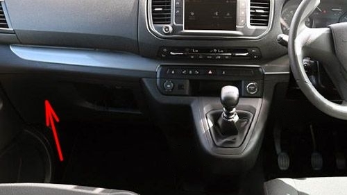 The location of the fuses in the passenger compartment (RHD): Citroen SpaceTourer / Dispatch / Jumpy (2016, 2017, 2018-...)