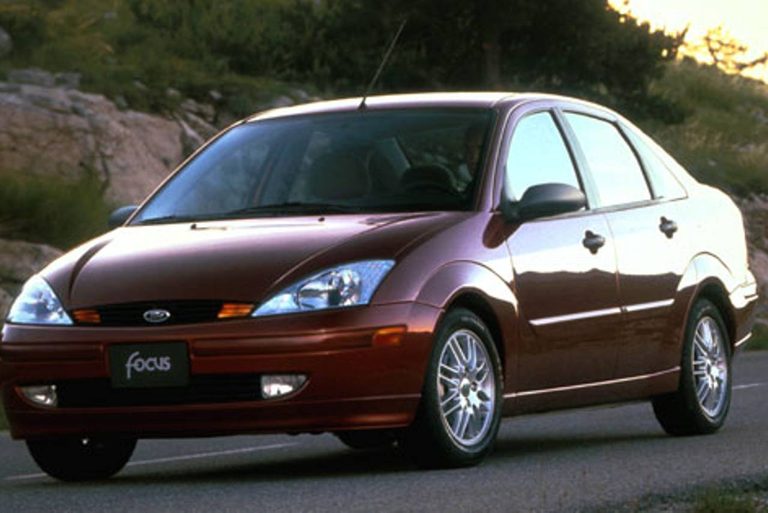 2000 ford focus sedan